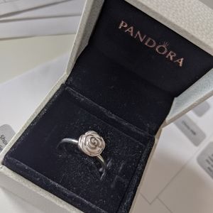 Pandora Rose ring